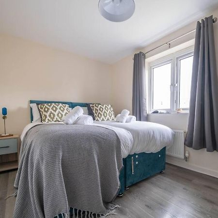 شقة Good For Company Let 2-Bed In Coventry 2X Parking المظهر الخارجي الصورة